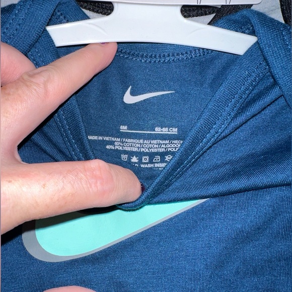 New Nike 3pc Long Sleeve Bodysuits - Picture 6 of 7